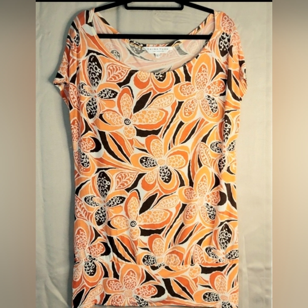 Trina Turk Tunic Top, Size Large, Groovy Floral Print, Stretchy, Banded Hemline